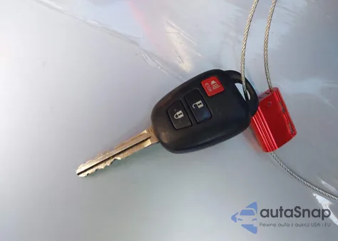 2014 Toyota Rav4 Le z USA, uszkodzony, nr VIN JTMZFREV5EJ021622